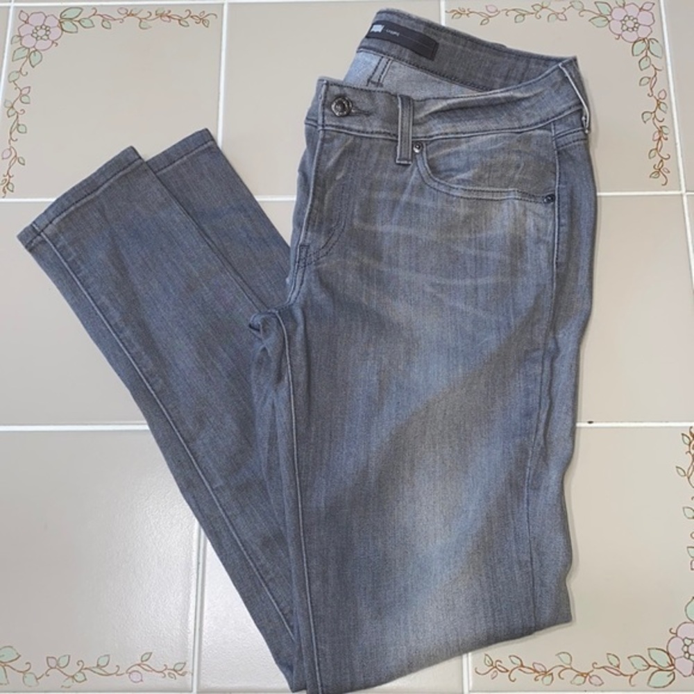 Levi’s 535 Legging Jeans Bleached Grey Size 30